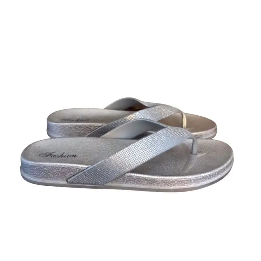 Fashion Sandals Woman’s Size 6